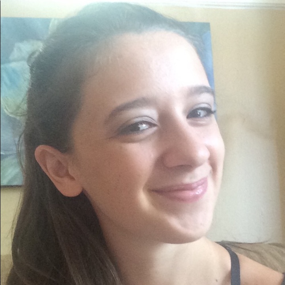 Meet your Posher, Nicole